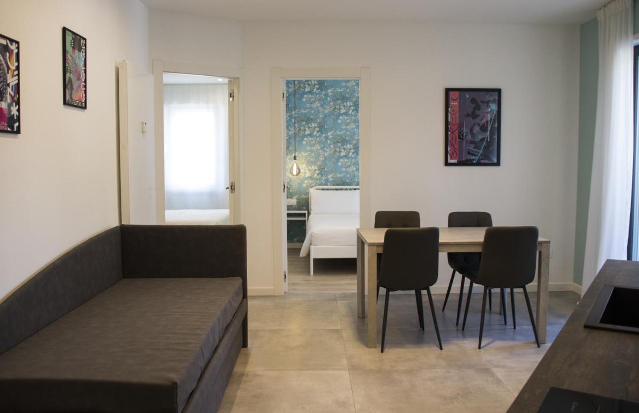 Bloom Apartments Trento Bagian luar foto