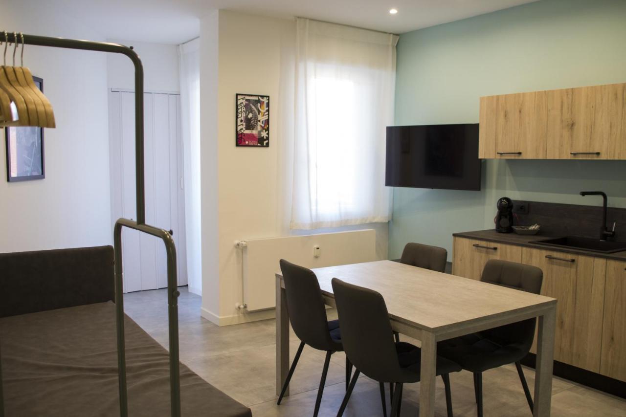 Bloom Apartments Trento Bagian luar foto
