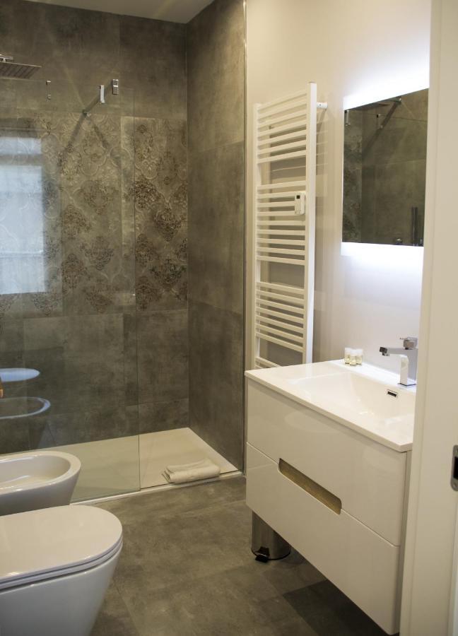 Bloom Apartments Trento Bagian luar foto